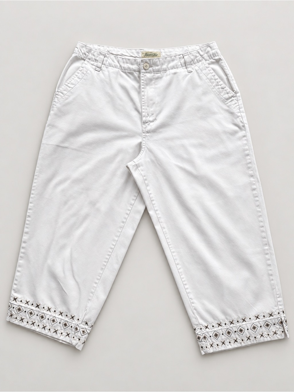 St. John’s Bay 14P Petite Embroidered Capri Pants Light Khaki